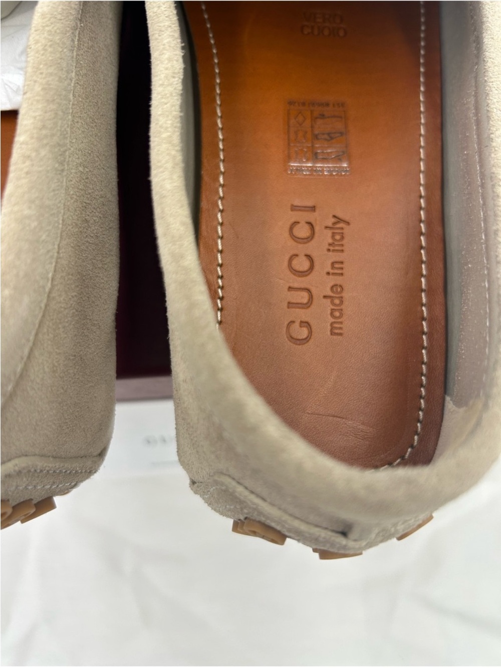 Men’s Gucci suede oatmeal GG embossed driver loafer size 8 fits nine US - Picture 8 of 10